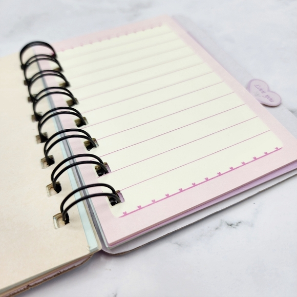 💕3/$15💕 Mini Unicorn Spiral Notebook - Picture 8 of 8